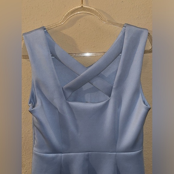 T TAHARI SPRING FORMAL DRESS - Picture 8 of 10
